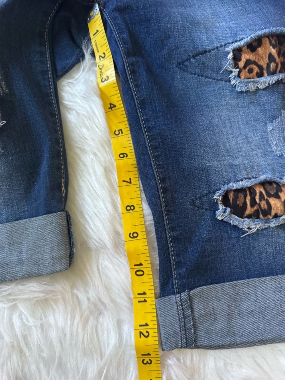 L&B (Lucky & Blessed) Size 6 Denim Leopard Patch Bermuda Shorts - Picture 9 of 10